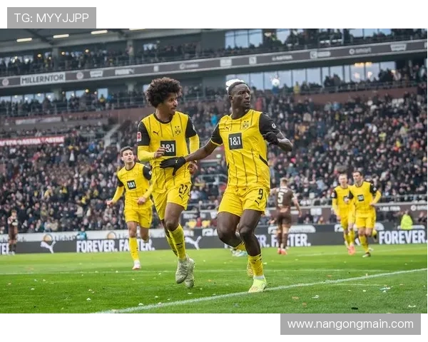 圣保利俱乐部宣布签约新援并展望下赛季目标进一步加强球队实力