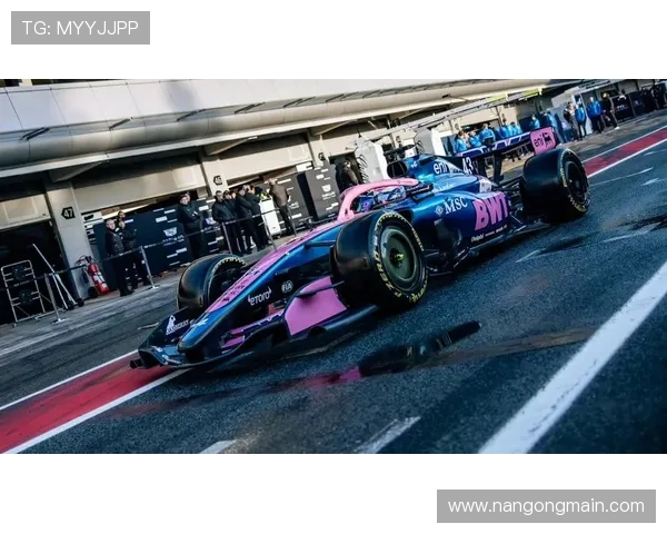 梅赛德斯F1车队战略调整引发赛季赛道格局新变化