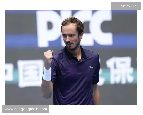 梅德韦杰夫成功卫冕迈阿密公开赛 男单冠军终结纳达尔统治