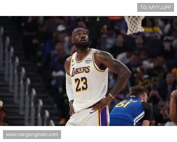 湖人新赛季锋线重组詹姆斯领衔球队冲击总冠军