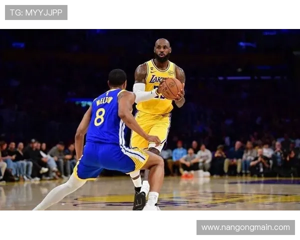 湖人迎关键赛季冲刺 詹姆斯状态回暖助力球队连胜