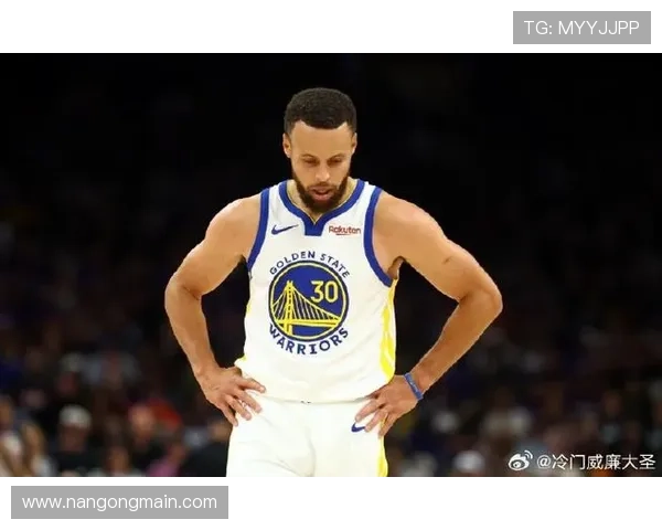 库里手指伤势复查结果出炉勇士三分火力与季后赛前景面临巨大考验 库里手指伤势复查结果出炉勇士三分火力与季后赛前景面临巨大考验